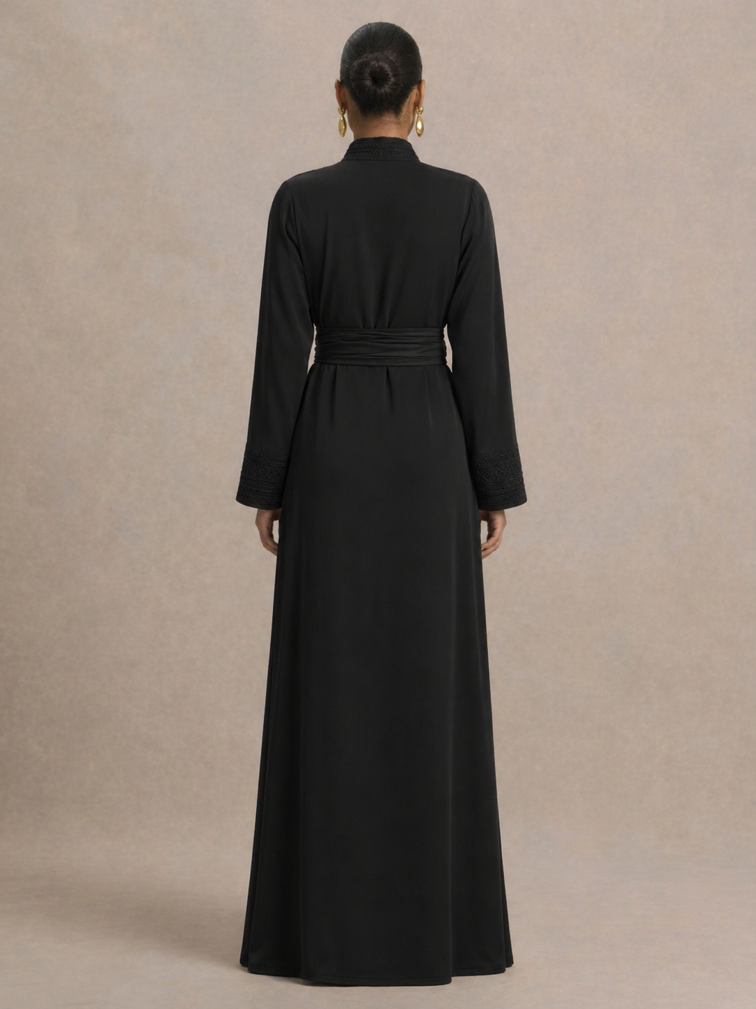 Caftan Noir Moderne | Caftania Paris