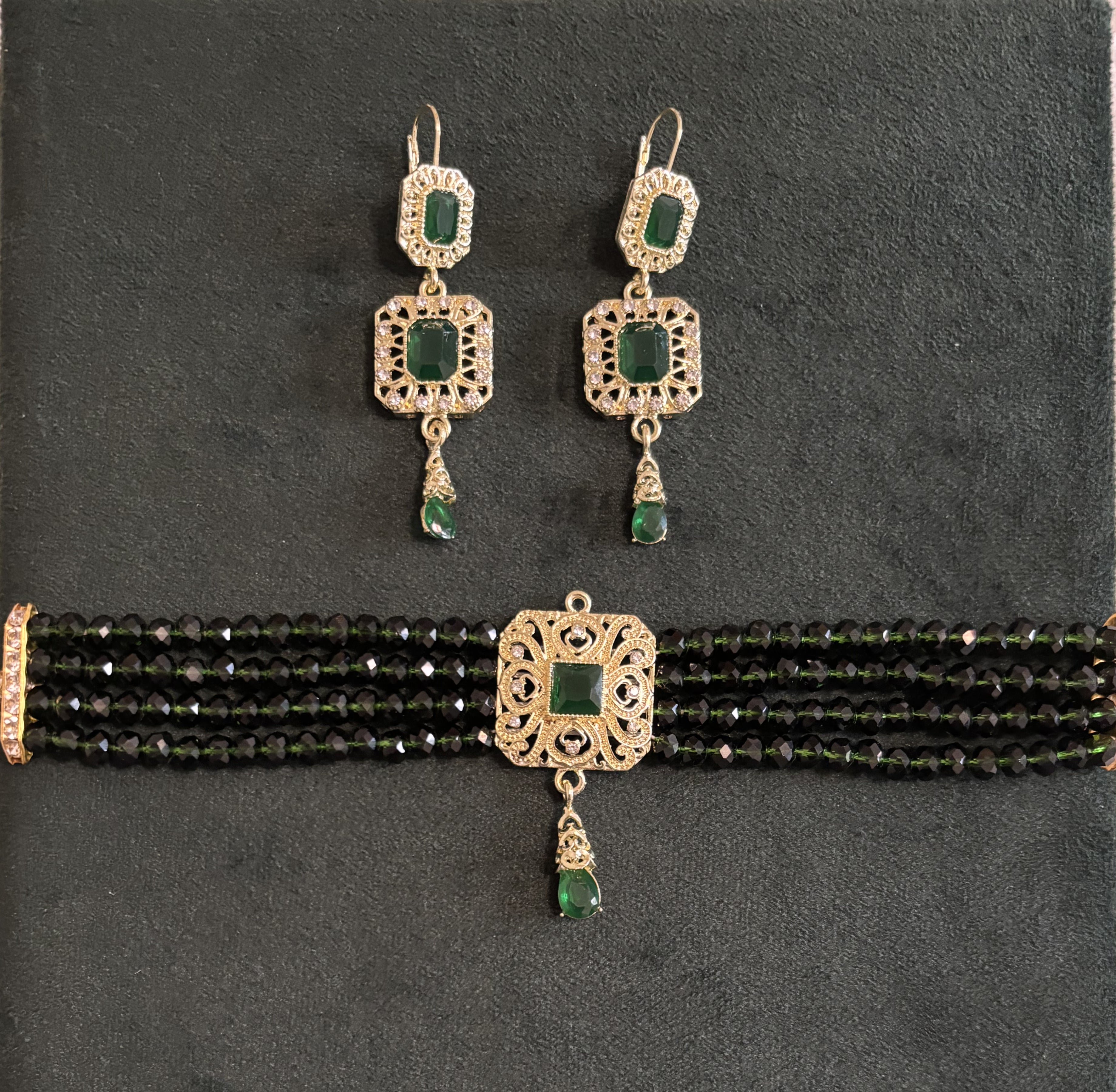 Parure Traditionnelle – Collier & Boucles d’Oreilles - Caftania Paris