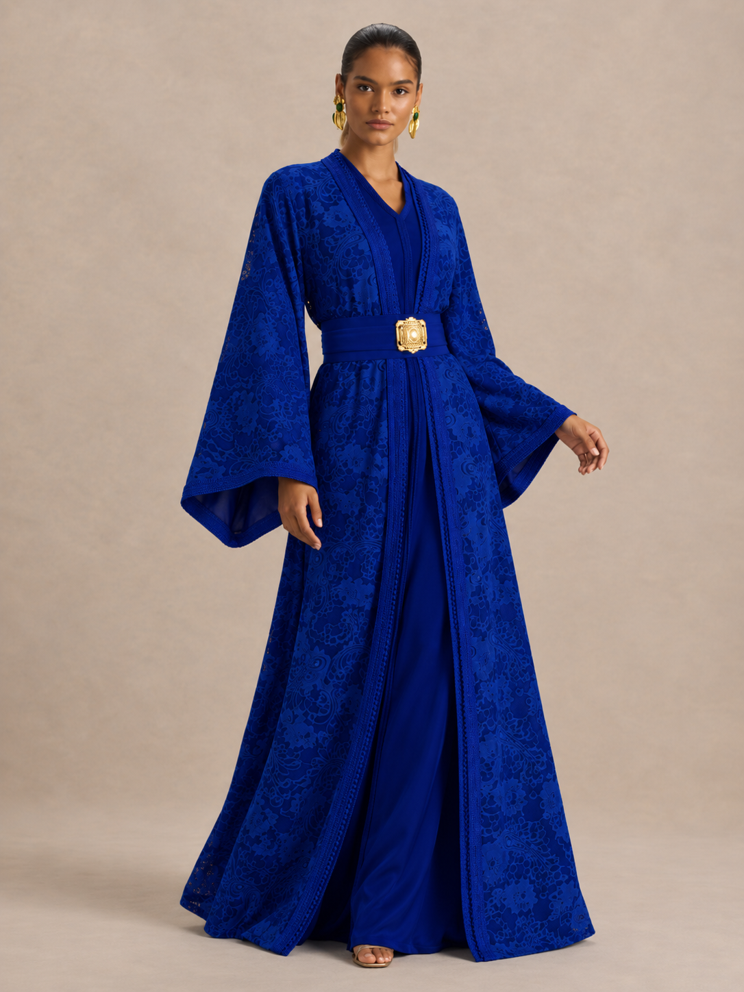 Spitzenkaftan