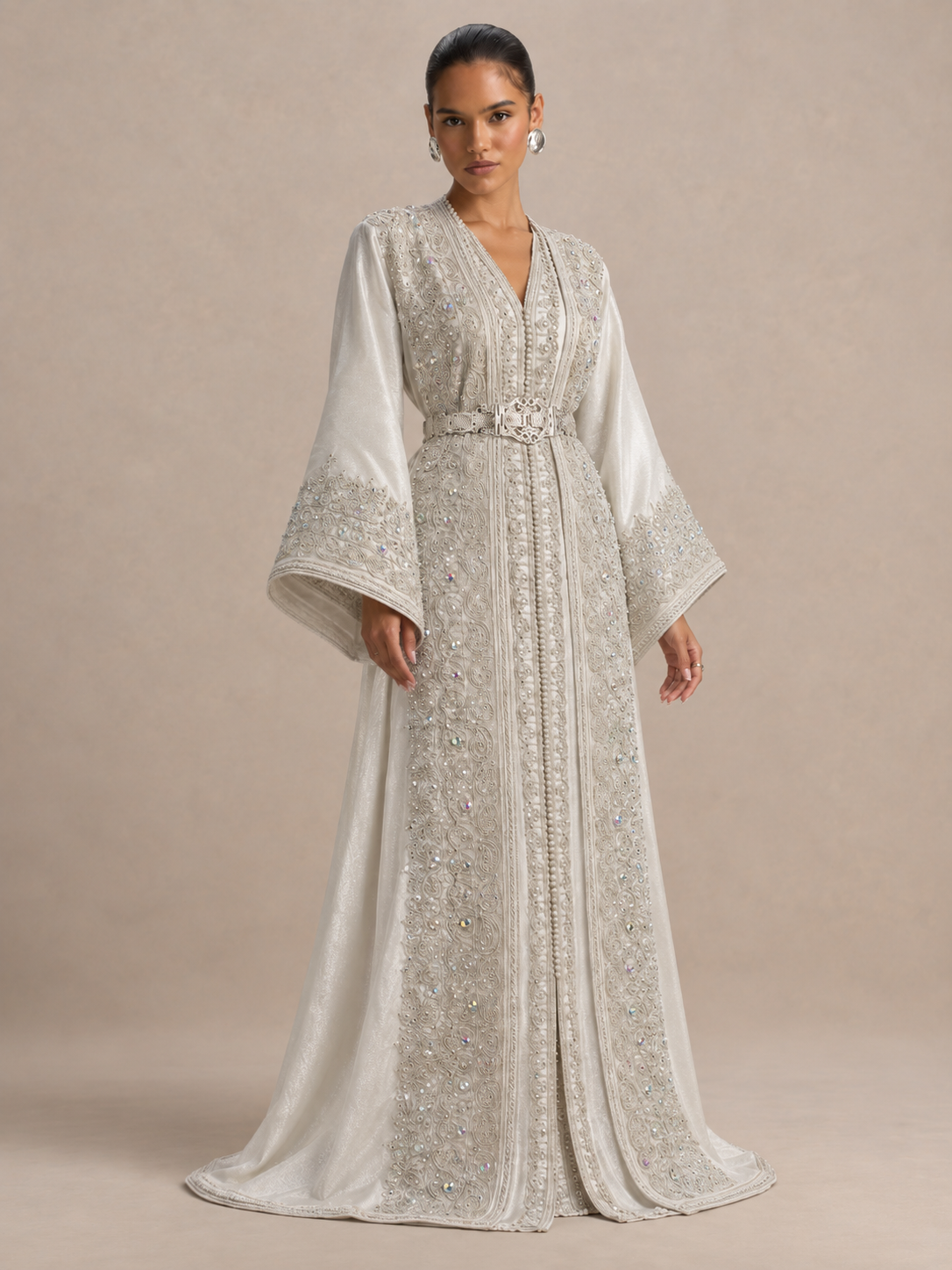 Caftan Perlé – Édition Limitée (6 pièces restantes)