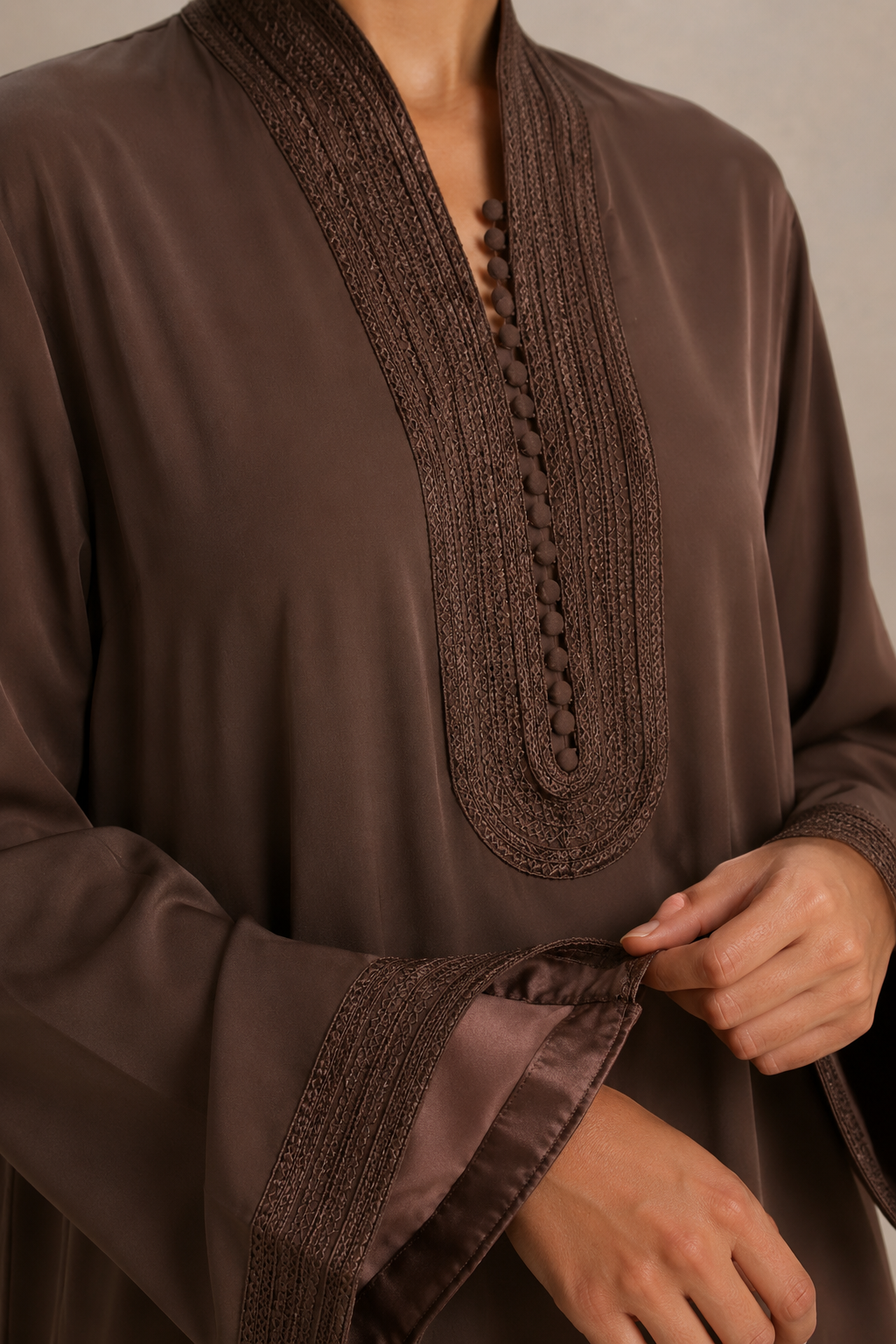 Ensemble Beldi Kenza – Chocolat Brodé | Caftania Paris