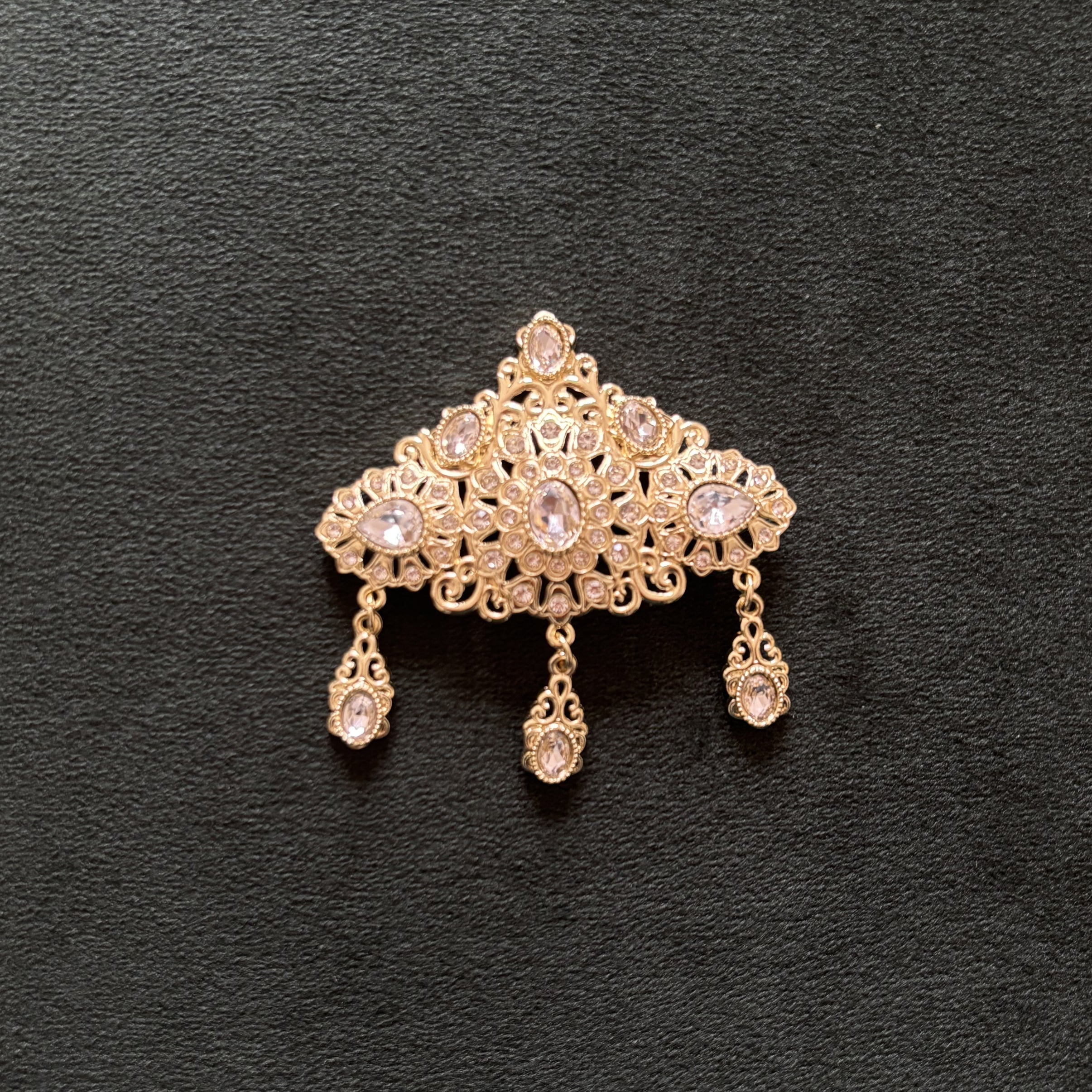 Broche Caftan – Élégance Orientale