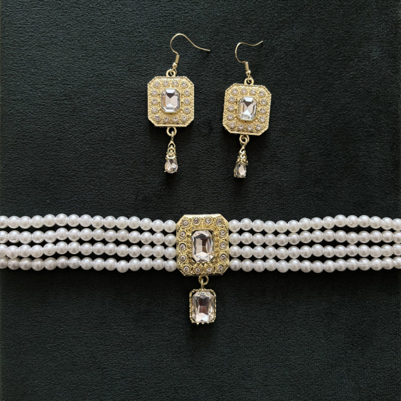 Traditional Set – Necklace &amp; Earrings
