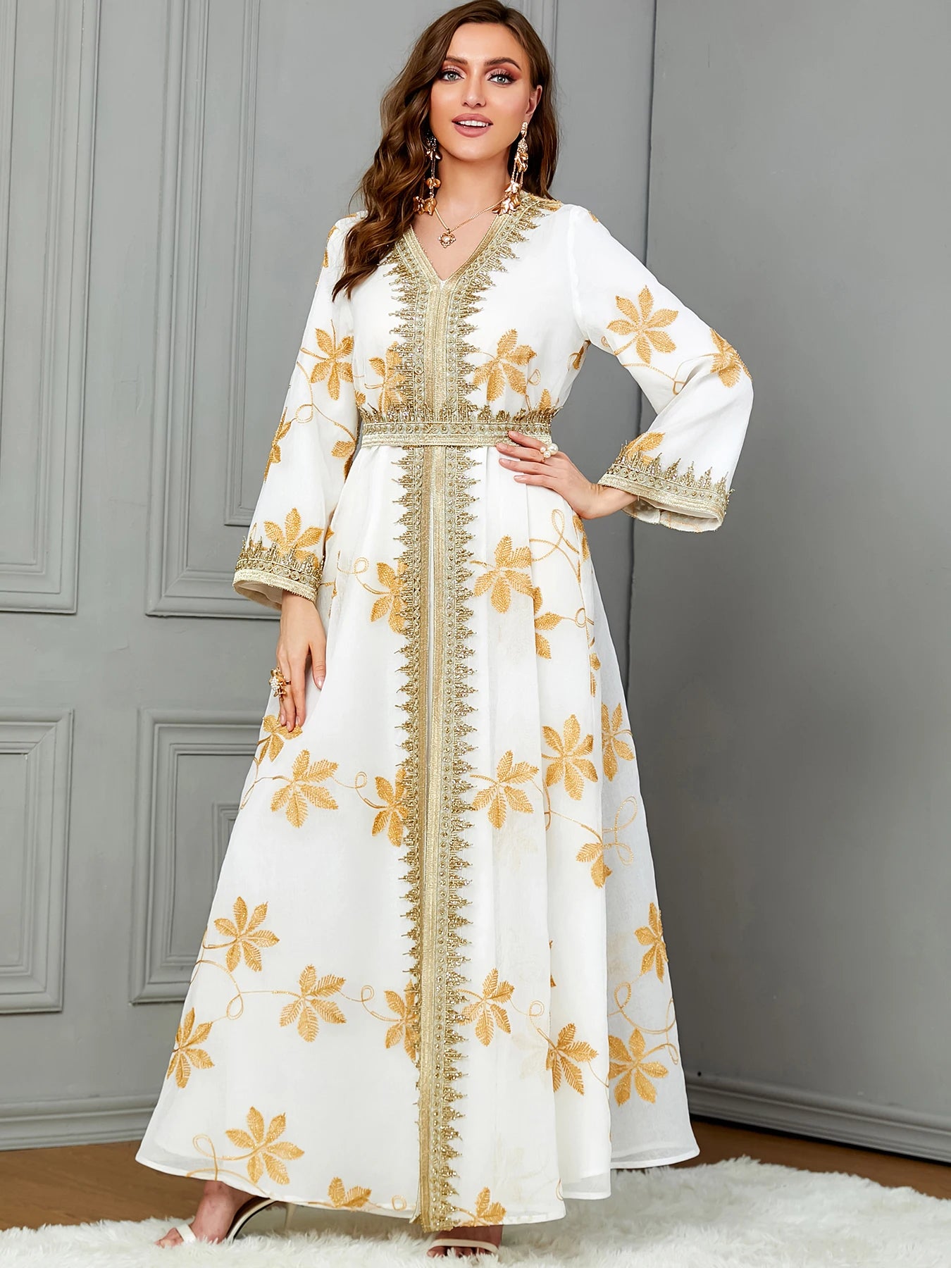 Caftan Blanc et Doré Mariage - Caftania Paris