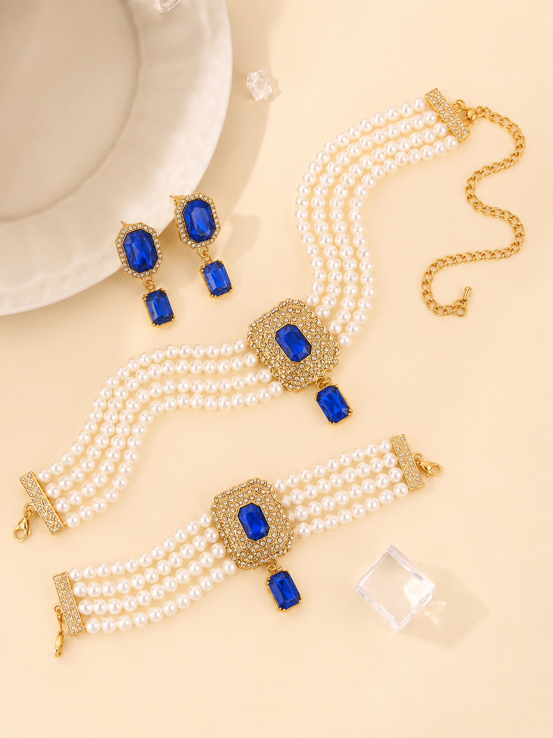 Conjunto tradicional: collar y pendientes